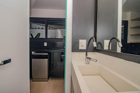 Casa à venda com 290m², 3 quartos e 2 vagas Casa à venda com 290m², 3 quartos e 2 vagasBanheiro Social