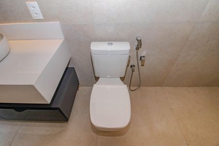 Casa à venda com 290m², 3 quartos e 2 vagas Casa à venda com 290m², 3 quartos e 2 vagasBanheiro 2 da Suíte 2