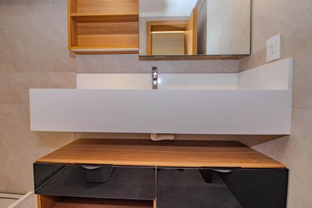 Casa à venda com 290m², 3 quartos e 2 vagas Casa à venda com 290m², 3 quartos e 2 vagasBanheiro da Suíte 3