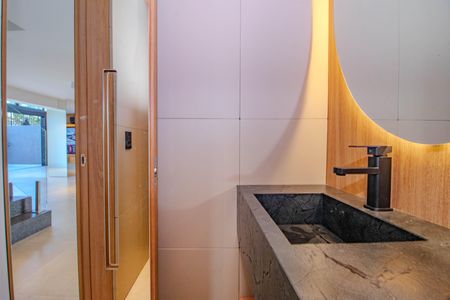 Casa à venda com 290m², 3 quartos e 2 vagas Casa à venda com 290m², 3 quartos e 2 vagasLavabo