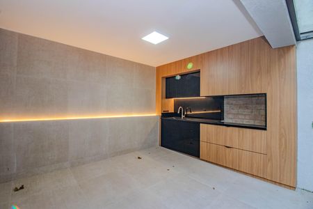 Casa à venda com 290m², 3 quartos e 2 vagas Casa à venda com 290m², 3 quartos e 2 vagasPátio / Espaço Gourmet