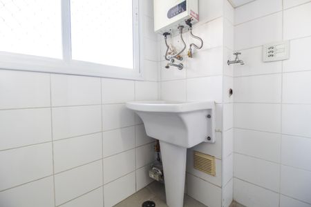 Apartamento para alugar com 69m², 2 quartos e 1 vagaÁrea de Serviço