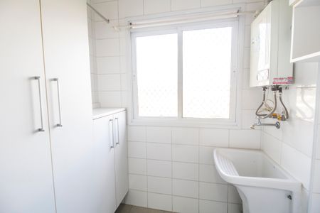 Apartamento para alugar com 69m², 2 quartos e 1 vagaÁrea de Serviço