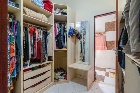 Casa à venda com 450m², 5 quartos e 3 vagas