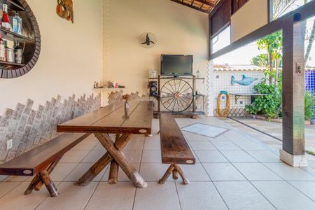 Casa à venda com 450m², 5 quartos e 3 vagas