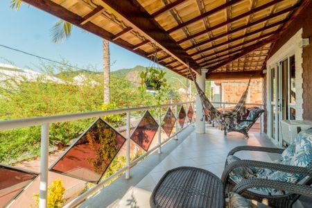 Casa à venda com 450m², 5 quartos e 3 vagas