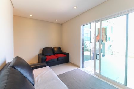 Casa à venda com 600m², 3 quartos e 6 vagasSala