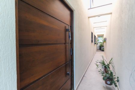 Casa à venda com 600m², 3 quartos e 6 vagasEntrada