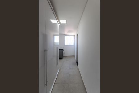Casa à venda com 600m², 3 quartos e 6 vagasQuarto de Serviço