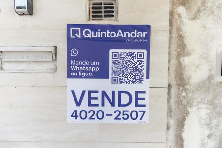 Casa à venda com 600m², 3 quartos e 6 vagasPlaca