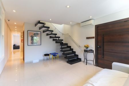 Casa à venda com 600m², 3 quartos e 6 vagasSala