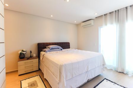 Casa à venda com 600m², 3 quartos e 6 vagasQuarto 3 - Suíte