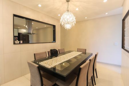 Casa à venda com 600m², 3 quartos e 6 vagasCopa