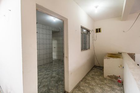 Casa de condomínio para alugar com 50m², 1 quarto e sem vagaÁrea de Serviço