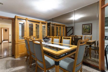 Apartamento à venda com 350m², 4 quartos e 2 vagas
