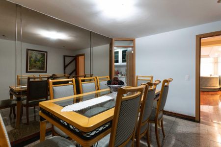 Apartamento à venda com 350m², 4 quartos e 2 vagas