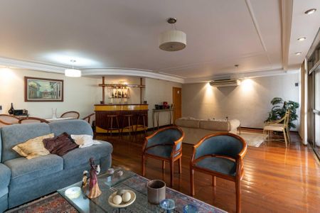 Apartamento à venda com 350m², 4 quartos e 2 vagas