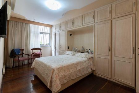 Apartamento à venda com 350m², 4 quartos e 2 vagas