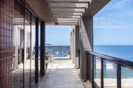 Apartamento à venda com 80m², 2 quartos e 2 vagas