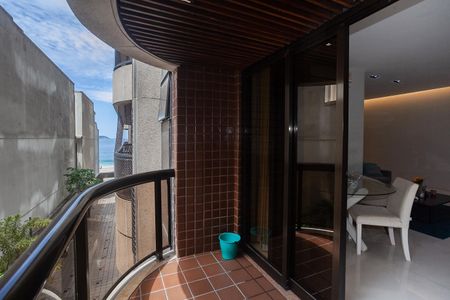 Apartamento à venda com 80m², 2 quartos e 2 vagas