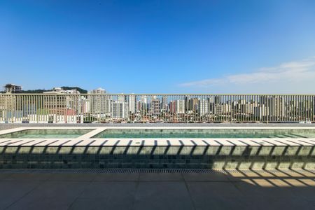 Apartamento para alugar com 82m², 2 quartos e 2 vagasÁrea comum - Piscina