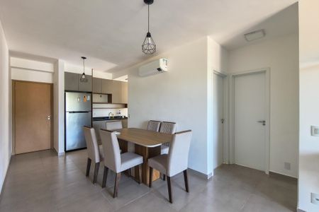 Apartamento para alugar com 82m², 2 quartos e 2 vagasSala
