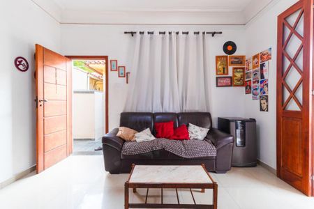 Casa à venda com 13 quartos, 700m² em Gragoatá, Niterói