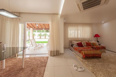 Casa à venda com 312m², 5 quartos e 3 vagas