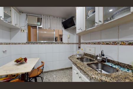 Apartamento à venda com 160m², 3 quartos e 1 vaga