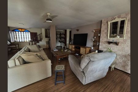 Apartamento à venda com 4 quartos, 268m² em Icaraí, Niterói