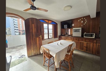 Apartamento à venda com 4 quartos, 268m² em Icaraí, Niterói