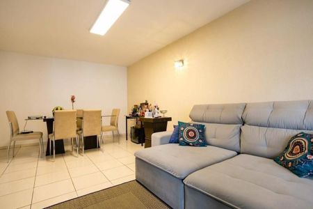 Casa à venda com 2 quartos, 278m² em Vila Mangalot, São Paulo