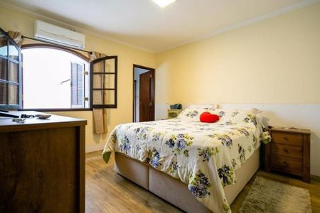 Casa à venda com 2 quartos, 278m² em Vila Mangalot, São Paulo