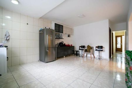 Casa à venda com 2 quartos, 278m² em Vila Mangalot, São Paulo