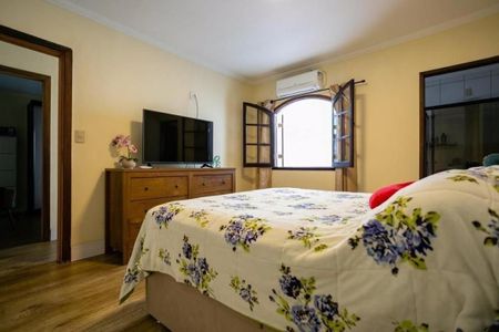 Casa à venda com 2 quartos, 278m² em Vila Mangalot, São Paulo