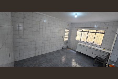 Casa para alugar com 140m², 3 quartos e 2 vagasCozinha