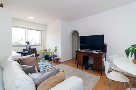 Sala de apartamento à venda com 2 quartos, 67m² em Campo Belo, São Paulo
