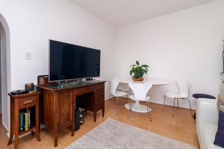 Sala de apartamento à venda com 2 quartos, 67m² em Campo Belo, São Paulo