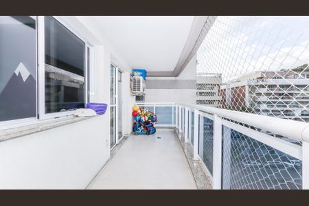Apartamento à venda com 90m², 2 quartos e 1 vaga
