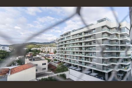 Apartamento à venda com 90m², 2 quartos e 1 vaga