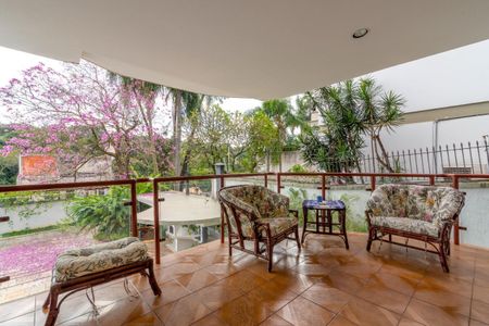 Casa à venda com 690m², 4 quartos e 4 vagas