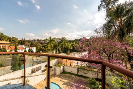 Casa à venda com 690m², 4 quartos e 4 vagas