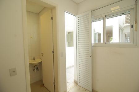 Casa de condomínio para alugar com 120m², 3 quartos e 2 vagasQuarto de Serviço