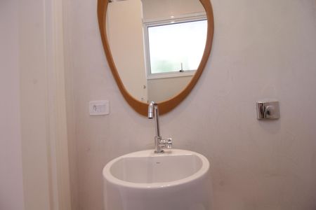 Casa de condomínio para alugar com 120m², 3 quartos e 2 vagasLavabo