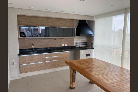 Apartamento para alugar com 230m², 3 quartos e 4 vagas