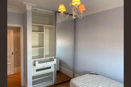 Apartamento para alugar com 230m², 3 quartos e 4 vagas