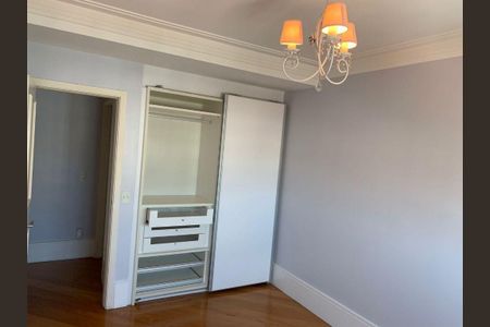 Apartamento para alugar com 230m², 3 quartos e 4 vagas