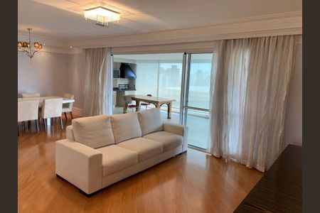 Apartamento para alugar com 230m², 3 quartos e 4 vagas