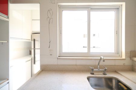 Apartamento à venda com 168m², 3 quartos e 2 vagasCozinha