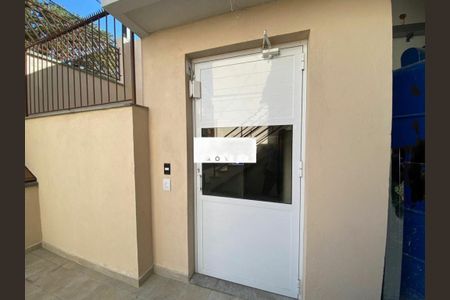 Casa à venda com 2 quartos, 72m² em Vila Polopoli, São Paulo